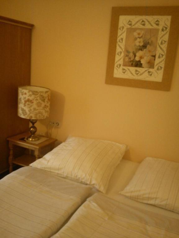 Hotel Zur Kueferschenke Nierstein Rom bilde